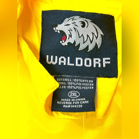 Waldorf - Unisex 2XL Puffer Jacket  - BNWT 🐺 - Picture 9 of 13